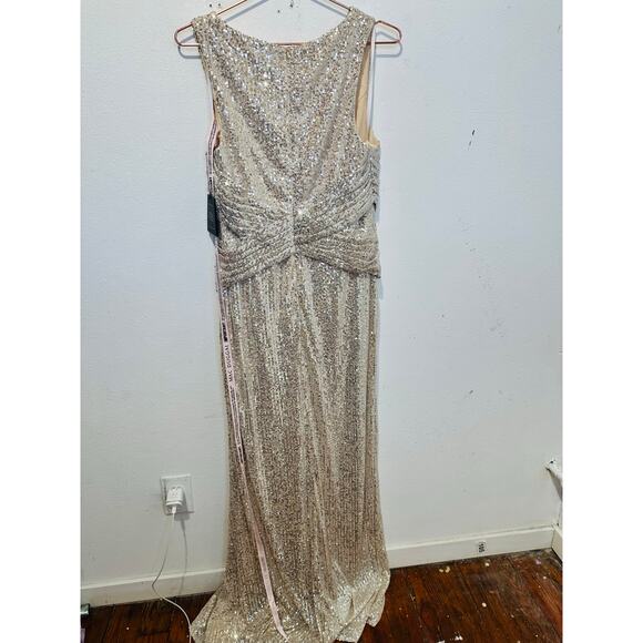 MAC DUGGAL 26598 Nude Silver V-Neck Sequin Wrap Waist Gown NWT size 10 - Picture 11 of 16